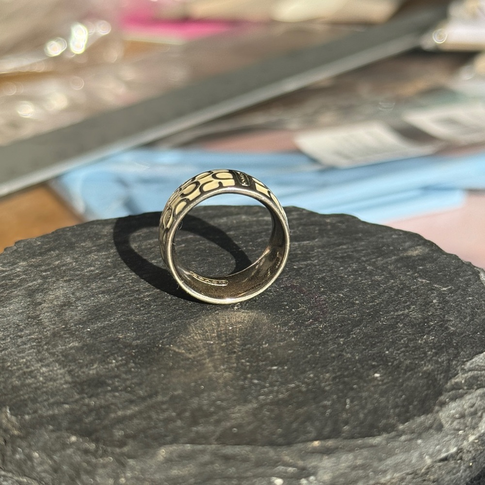 Vintage Coach Silver and White Ring - Picture 3 of 8